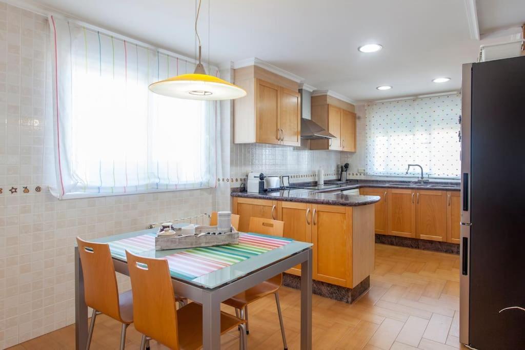 Casa En Valencia, Cerca De Golf, Playas, Moto Gp Vila Exterior foto